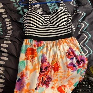 Juniors dress like new, size 3-5